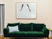 Велюр для обивки дивана: плюсы и минусы ткани